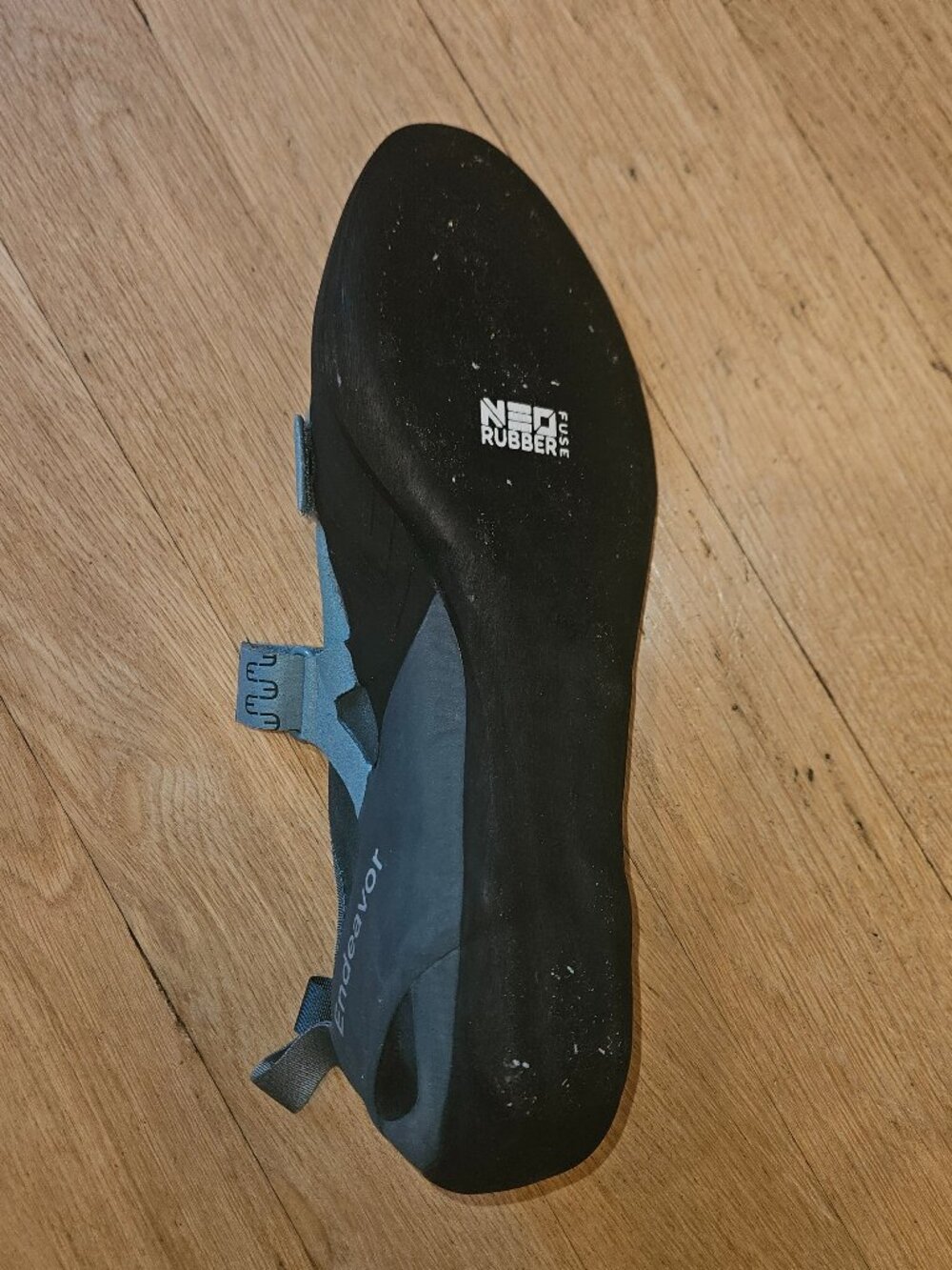 Mens climbing shoes fit like 12